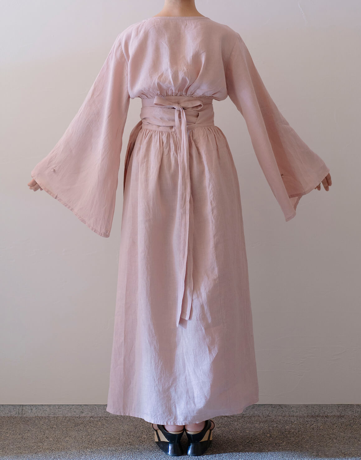 レイラ 灰桜